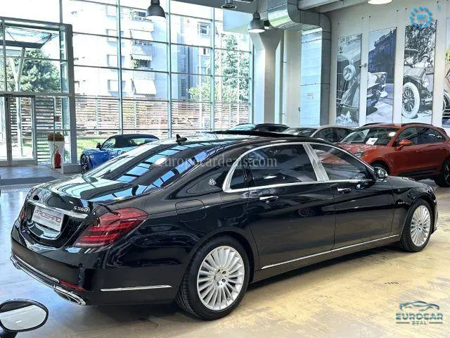 Mercedes-Benz S 560