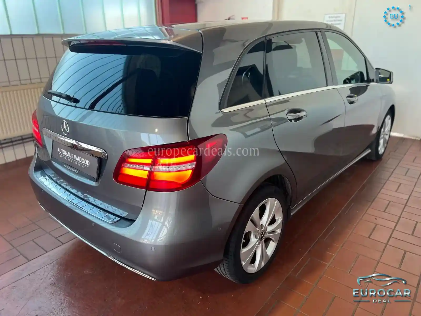 Mercedes-Benz B 200