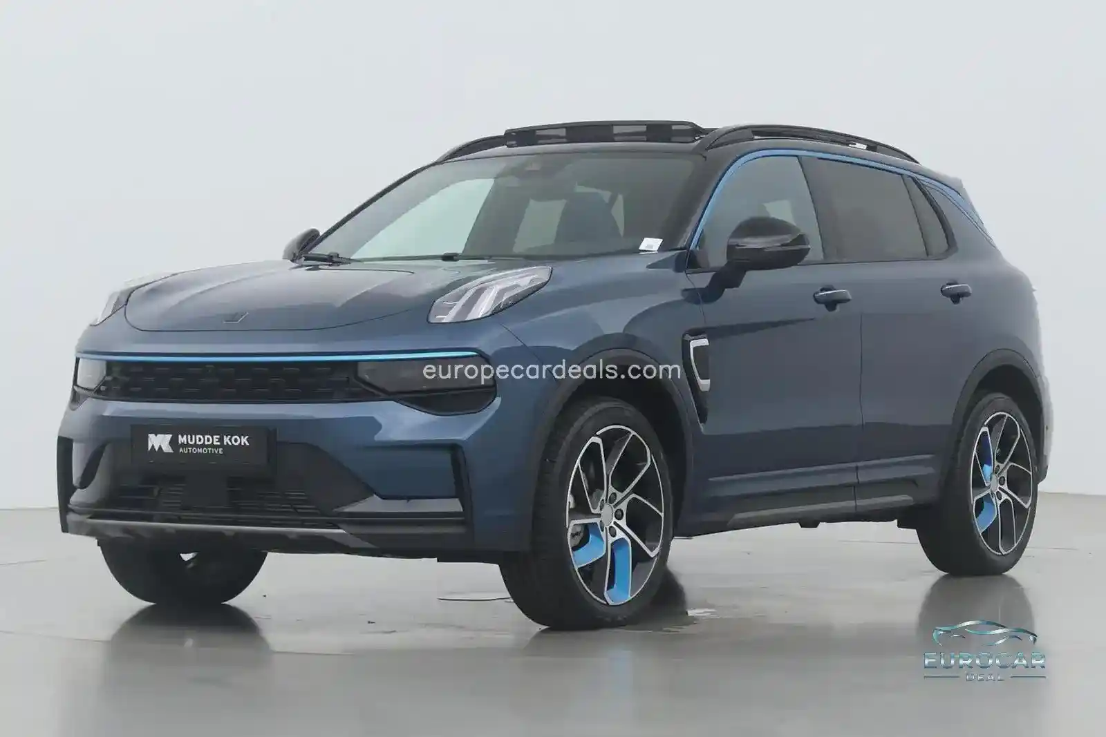 Lynk&Co 01