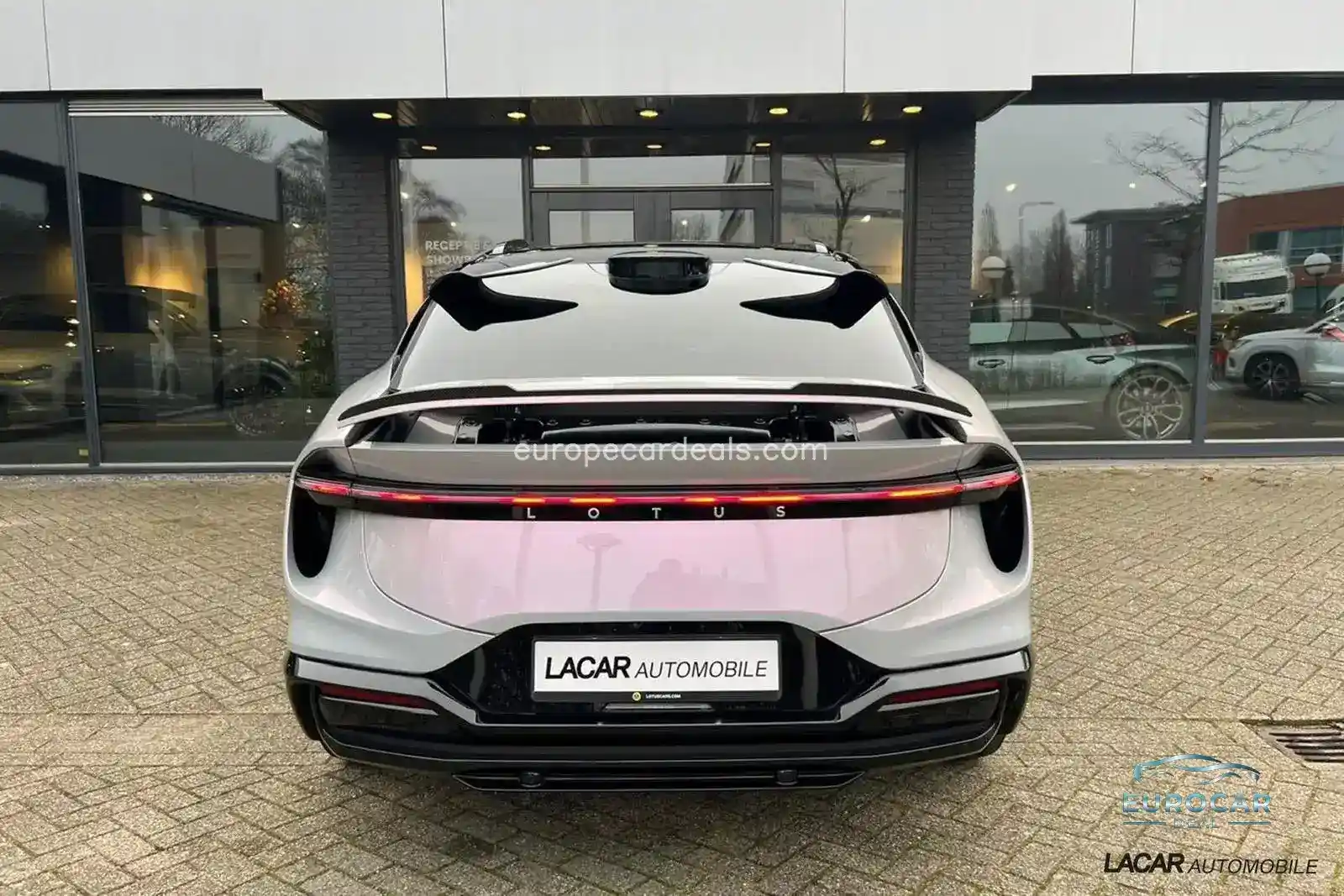 Lotus Eletre