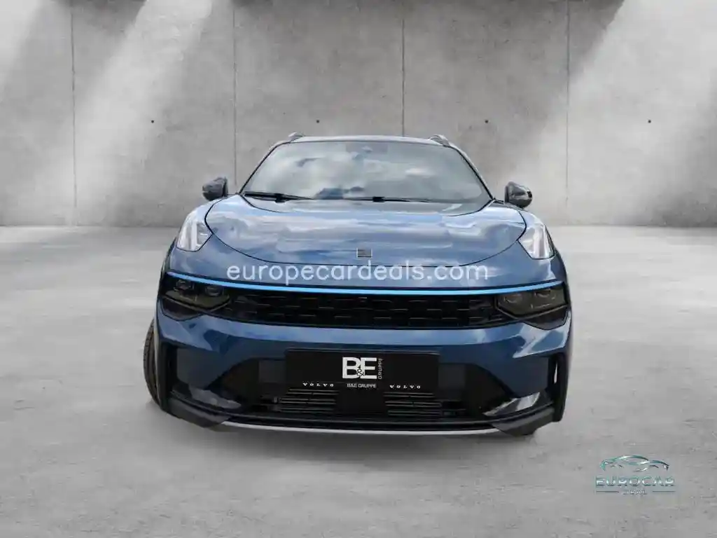 Lynk&Co 01