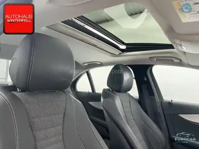 Mercedes-Benz E 400