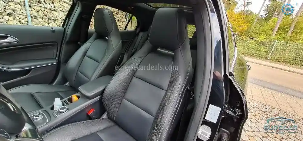 Mercedes-Benz A 45 AMG