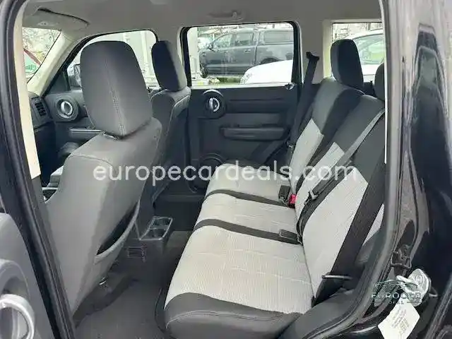 Dodge Nitro