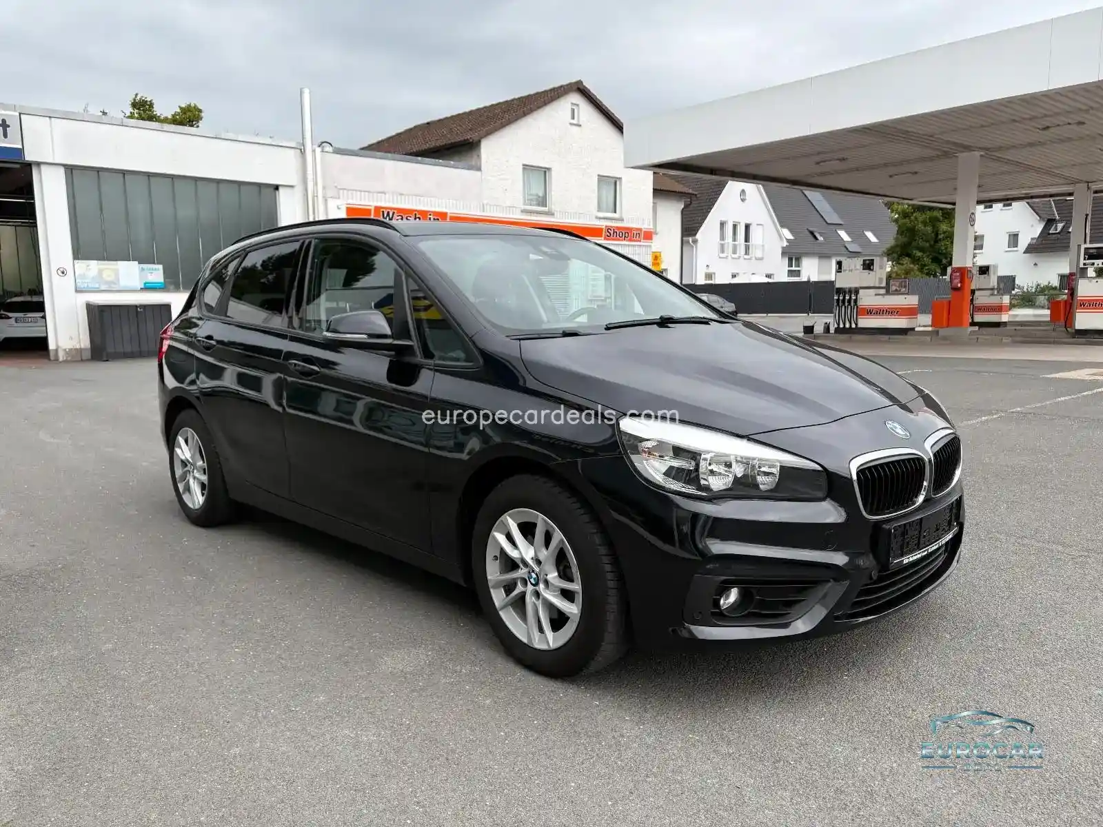 BMW 216