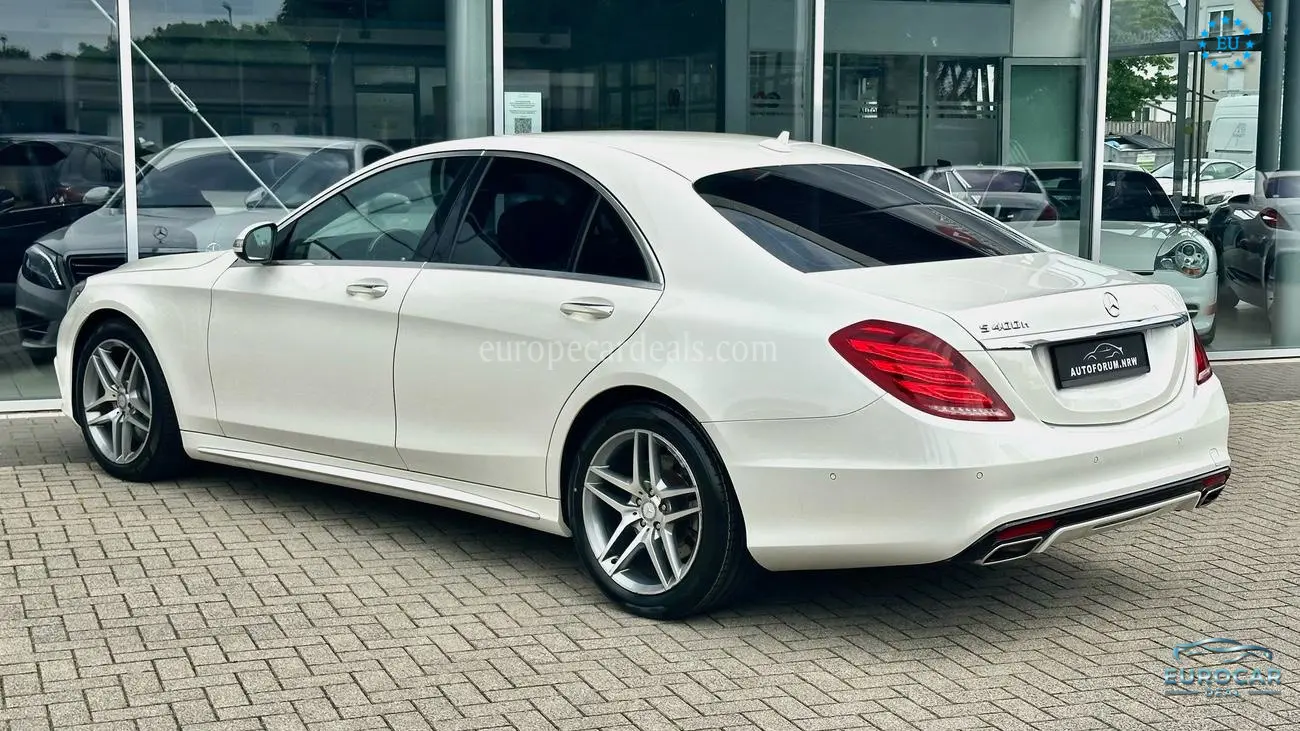 Mercedes-Benz S 400