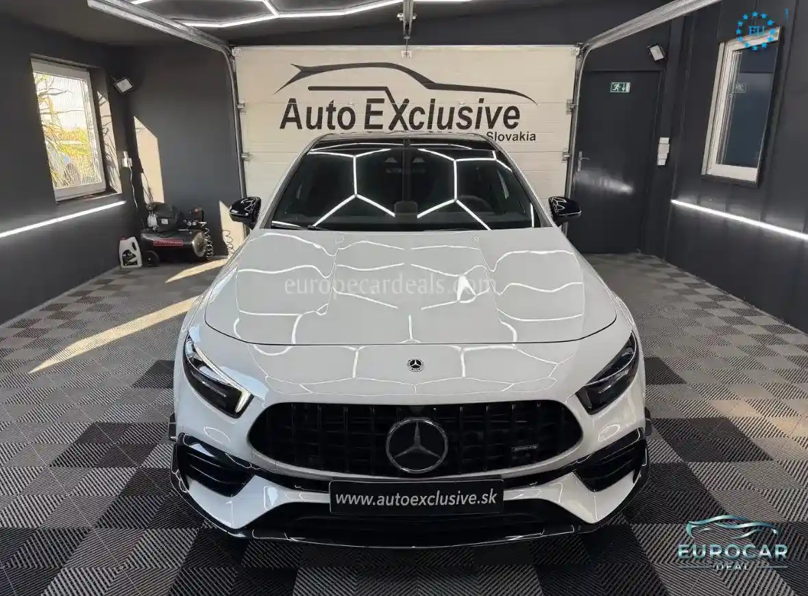 Mercedes-Benz A 45 AMG