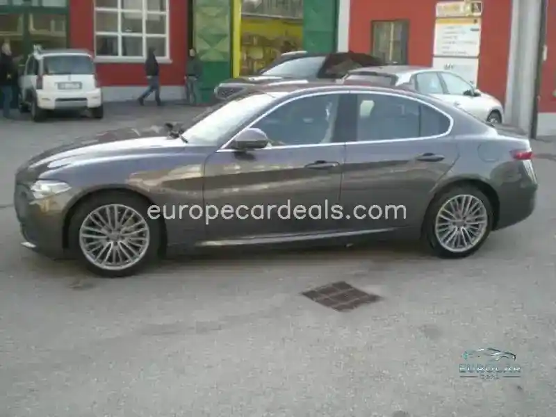 Alfa Romeo Giulia