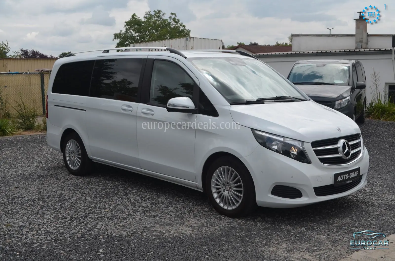 Mercedes-Benz V 220