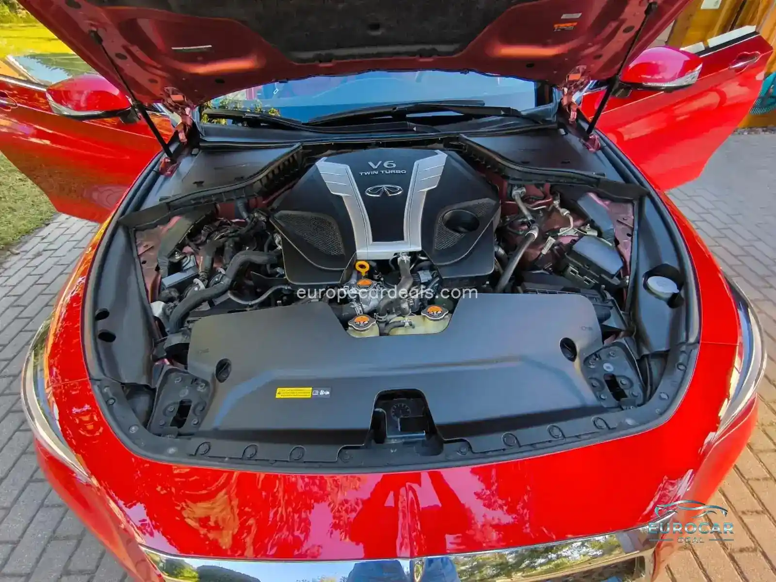Infiniti Q60