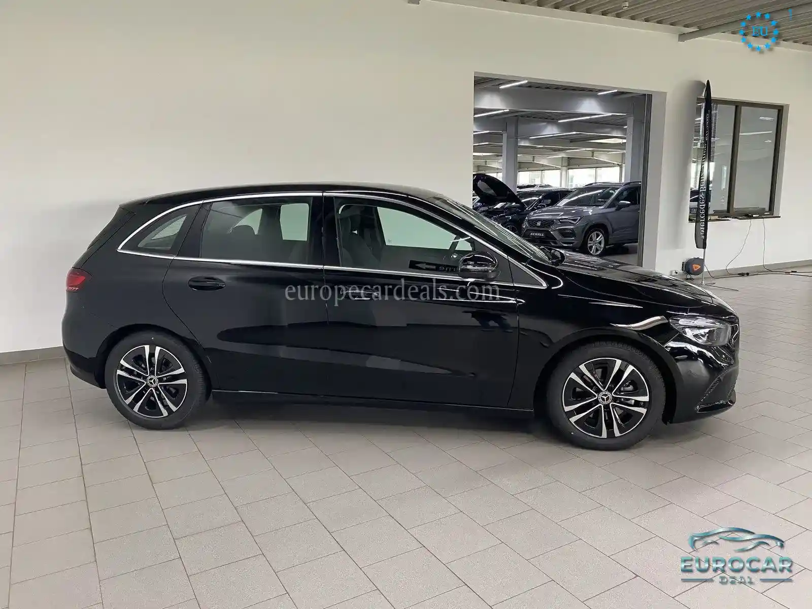 Mercedes-Benz B 180