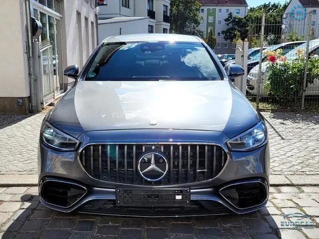 Mercedes-Benz S 400