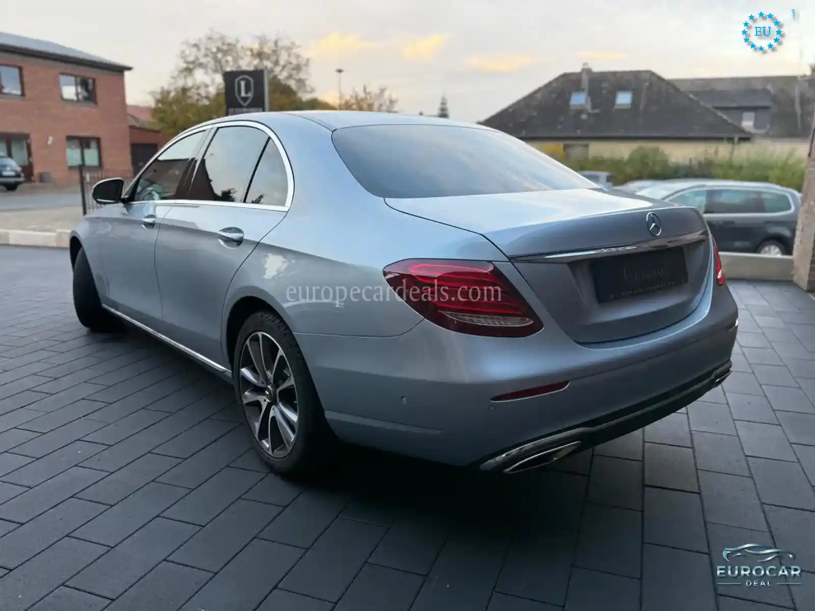 Mercedes-Benz E 200