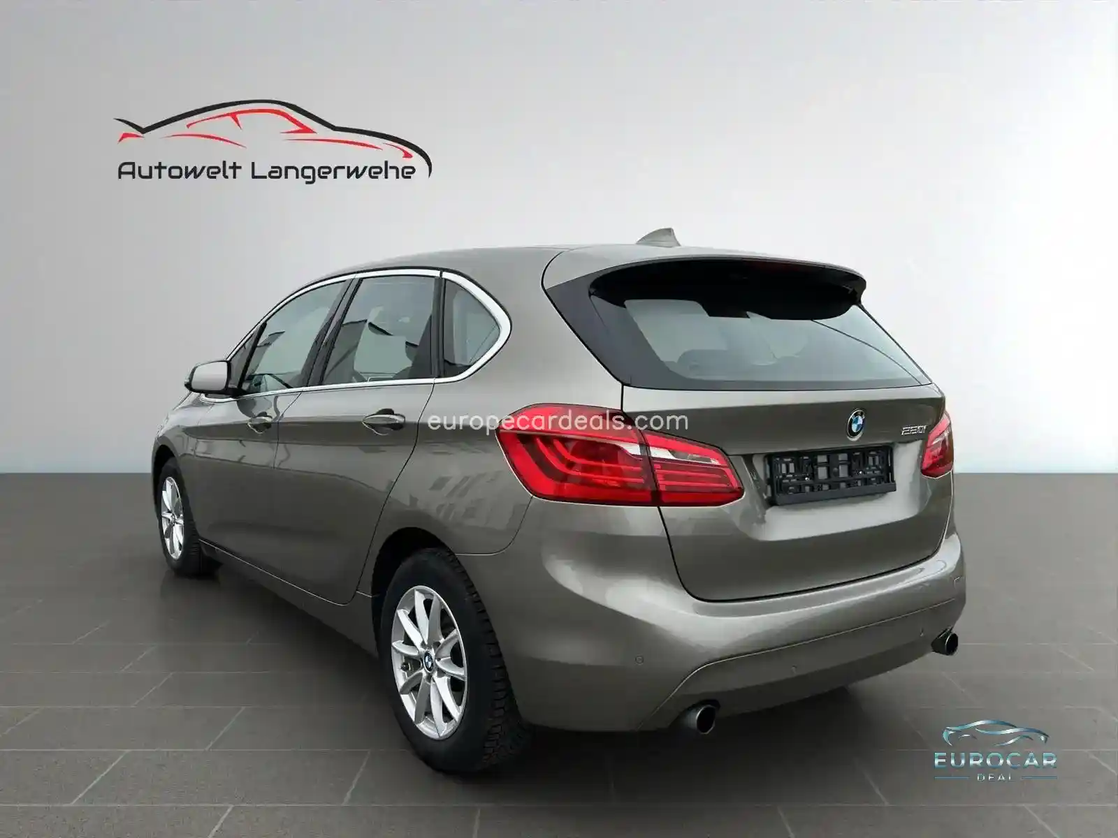 BMW 220