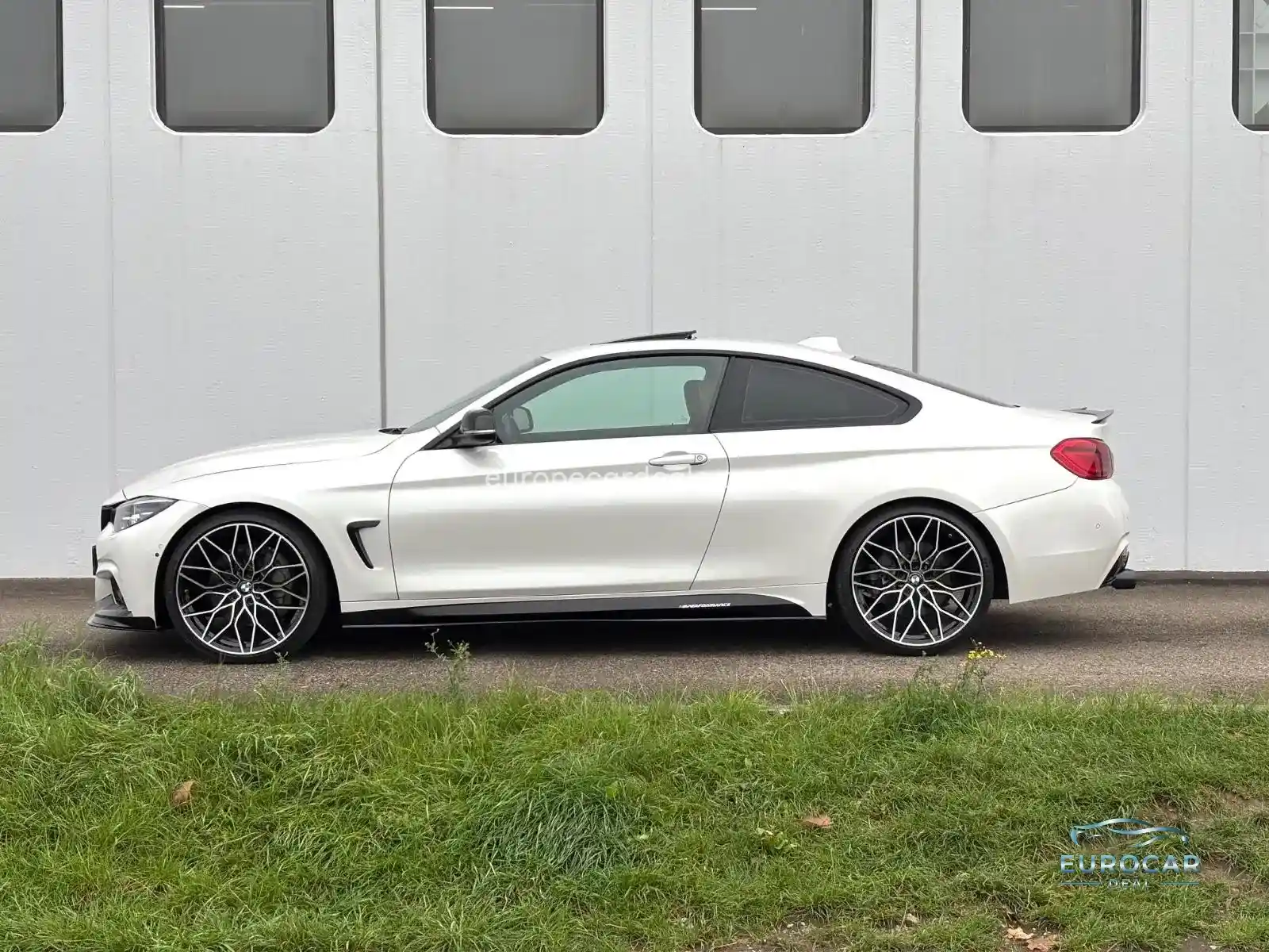 BMW 440