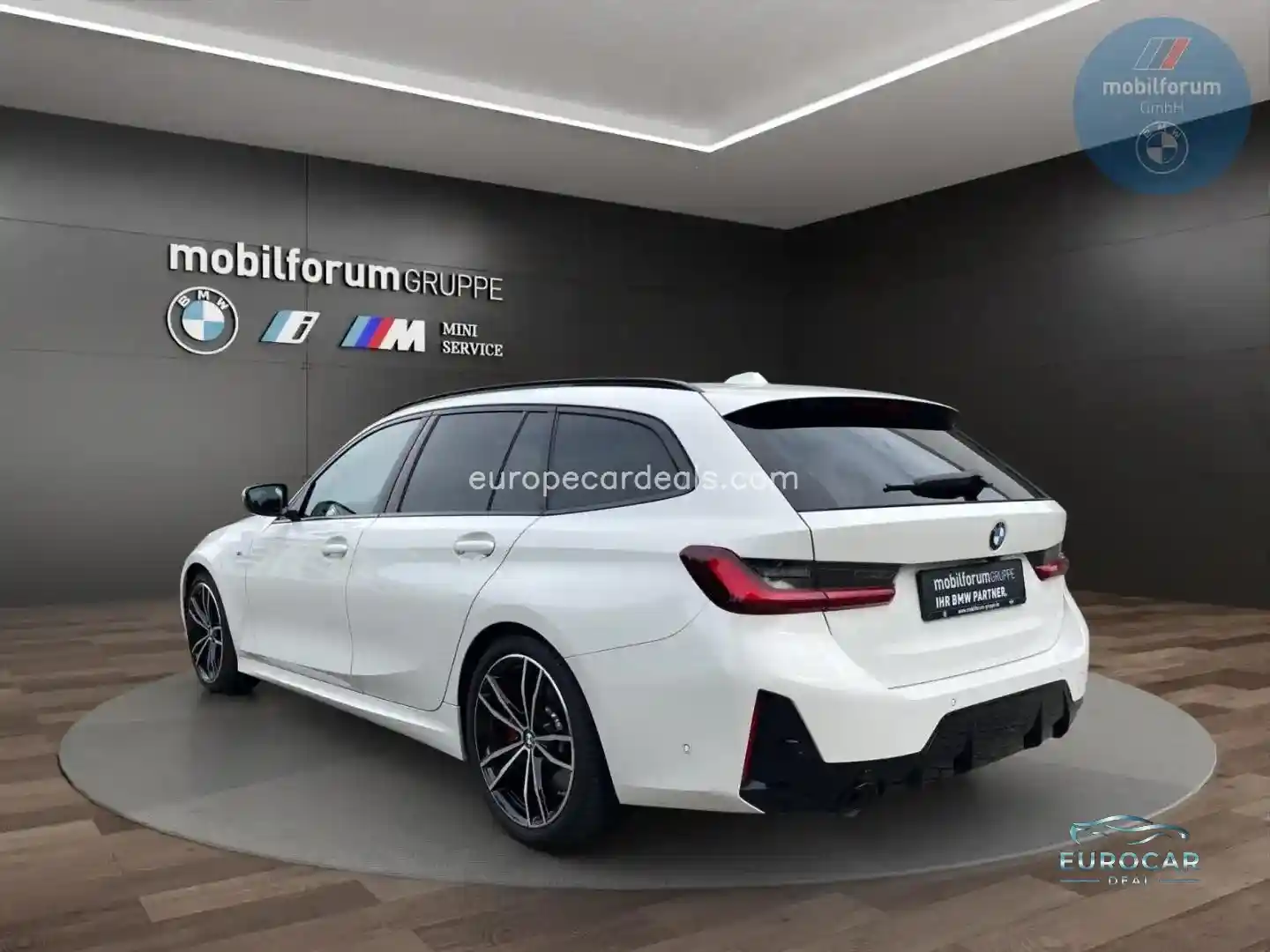 BMW 330