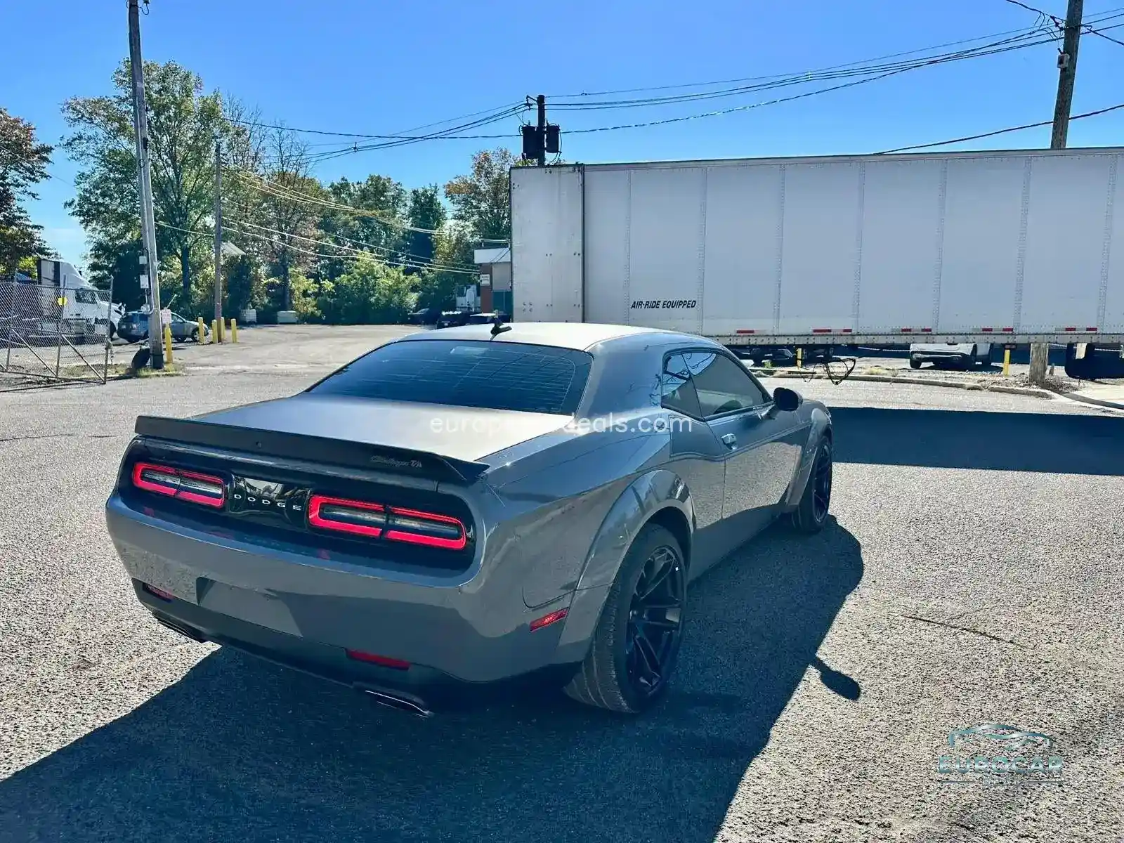 Dodge Challenger