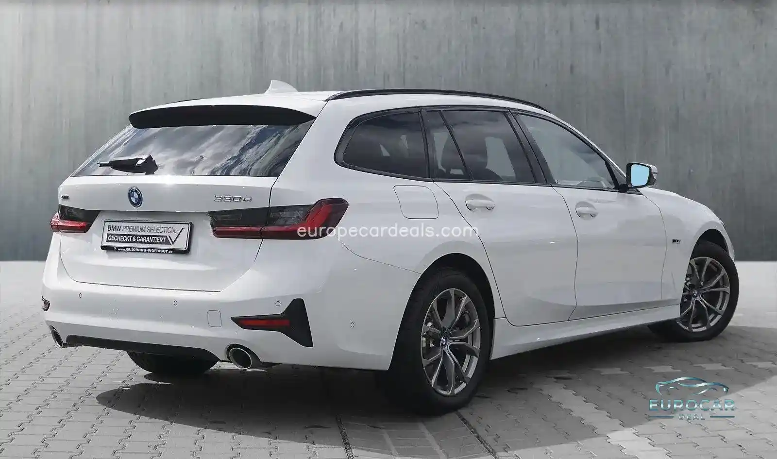 BMW 330