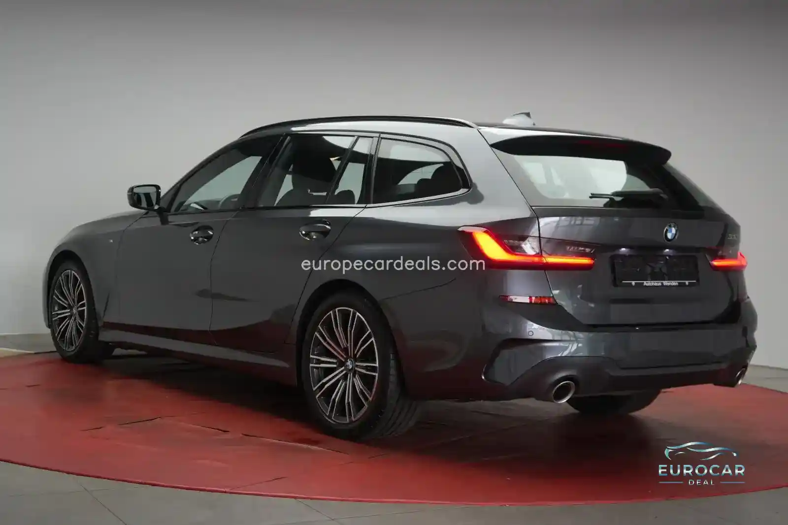 BMW 330