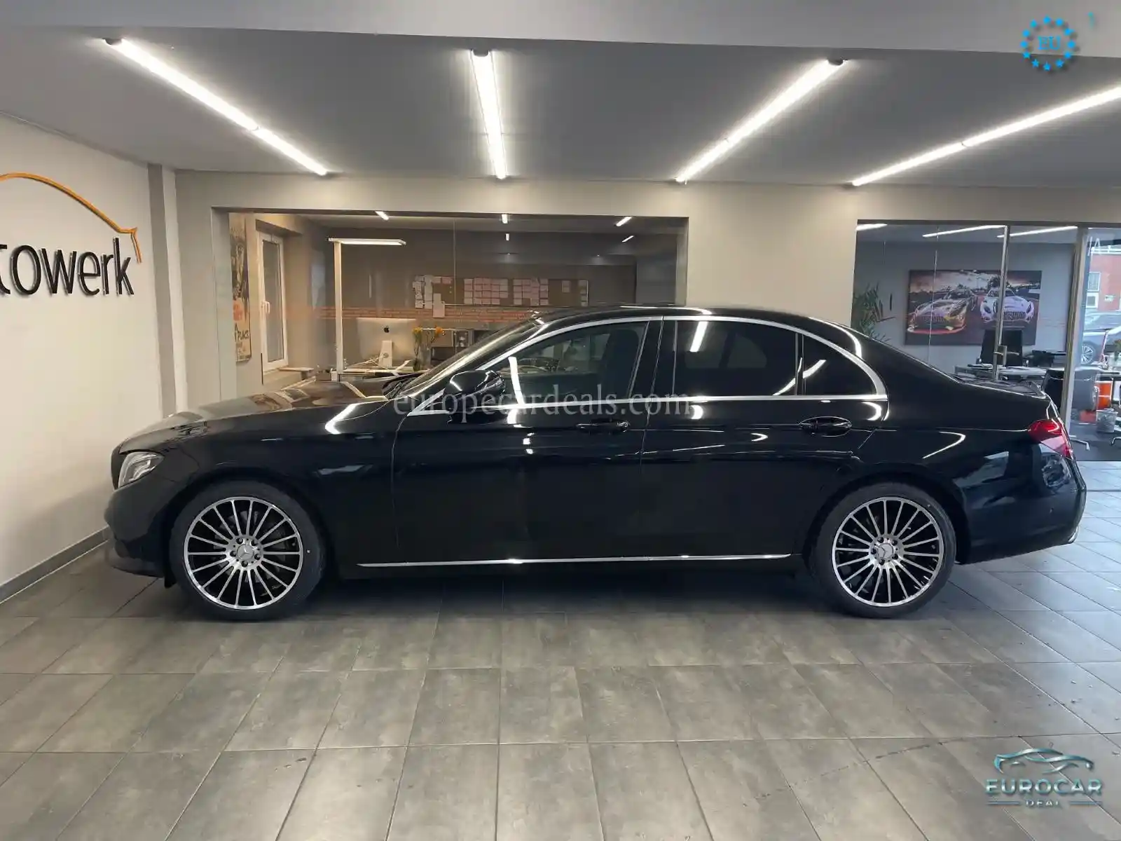 Mercedes-Benz E 300
