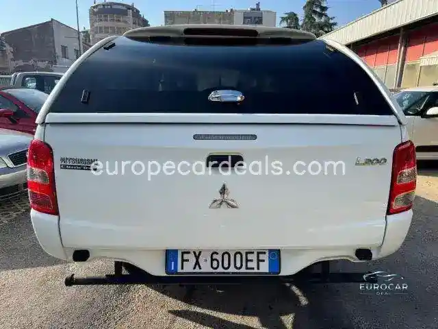 Mitsubishi L200