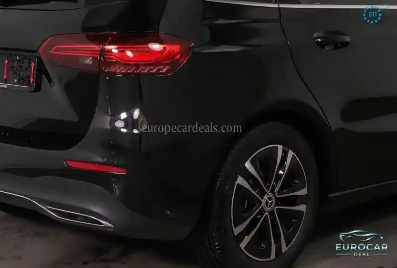 Mercedes-Benz B 200