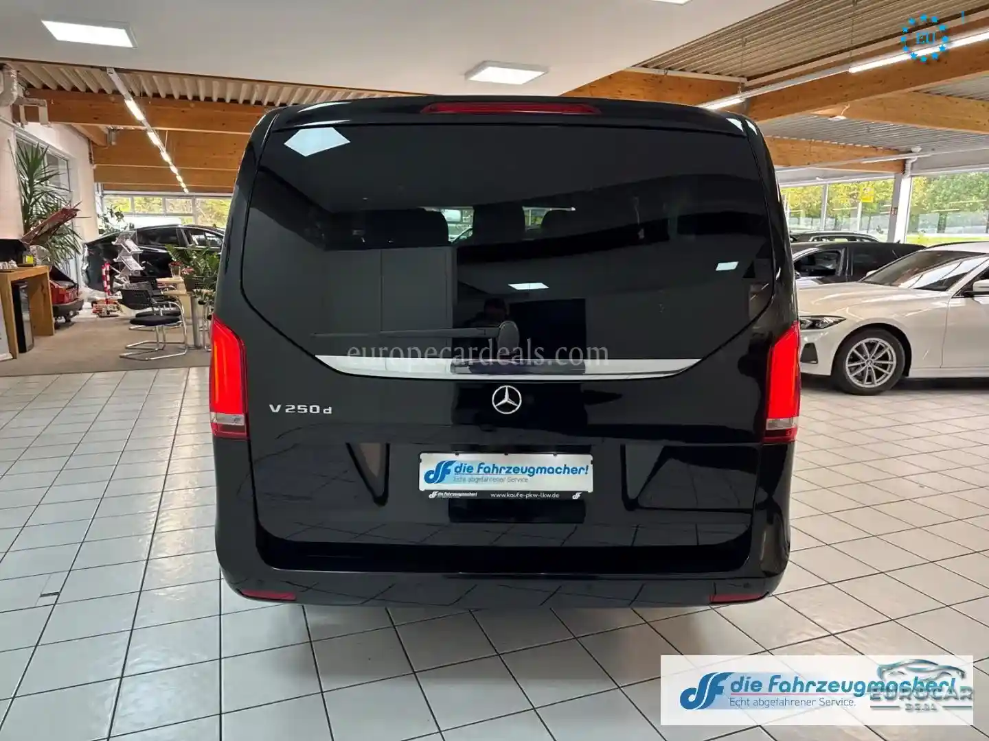 Mercedes-Benz V 250