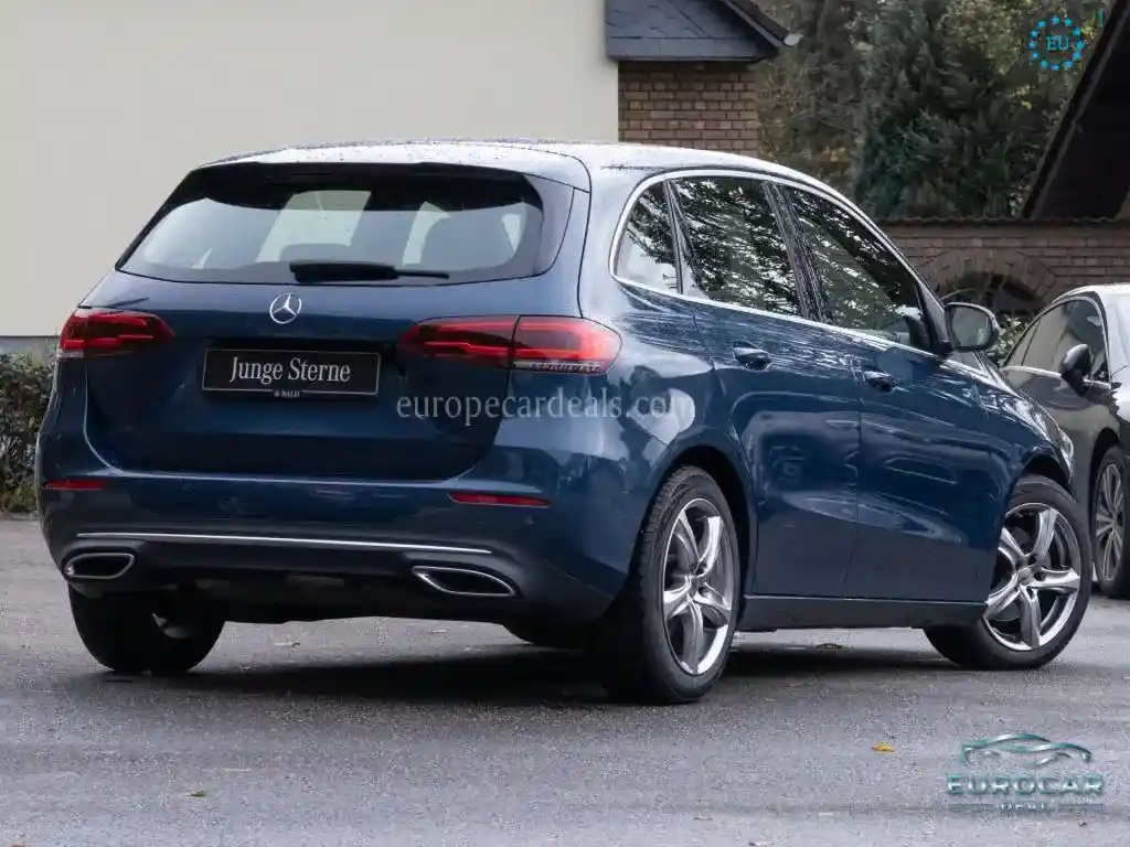 Mercedes-Benz B 200