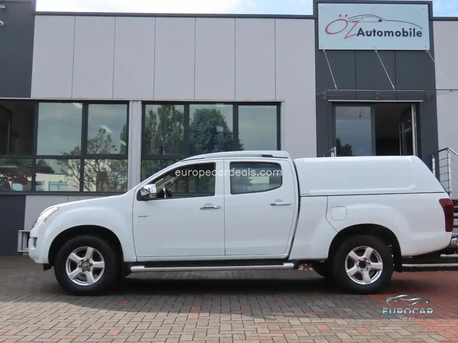 2.5 Double Cab 4WD LSX