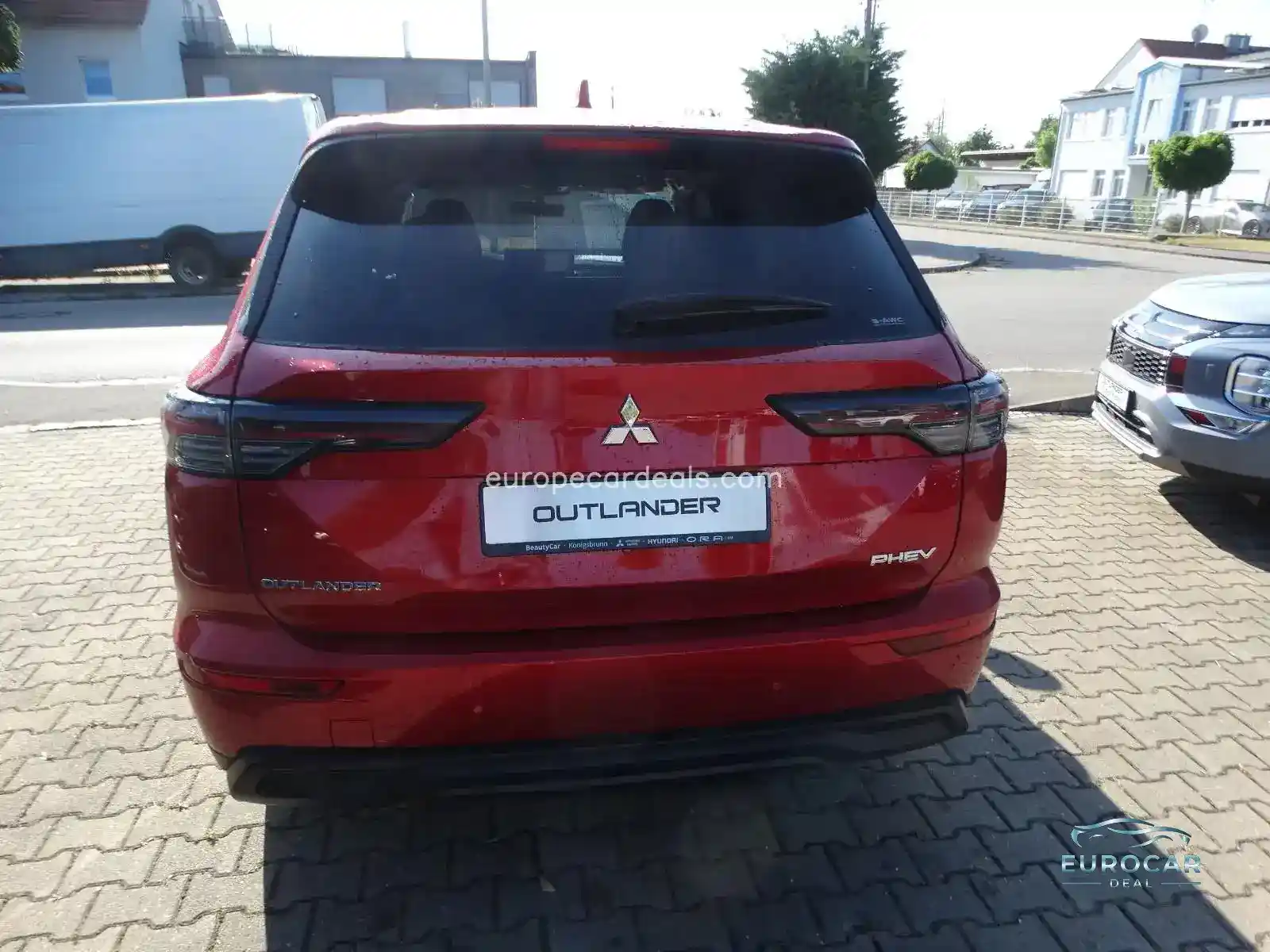 Mitsubishi Plug-in Hybrid Outlander