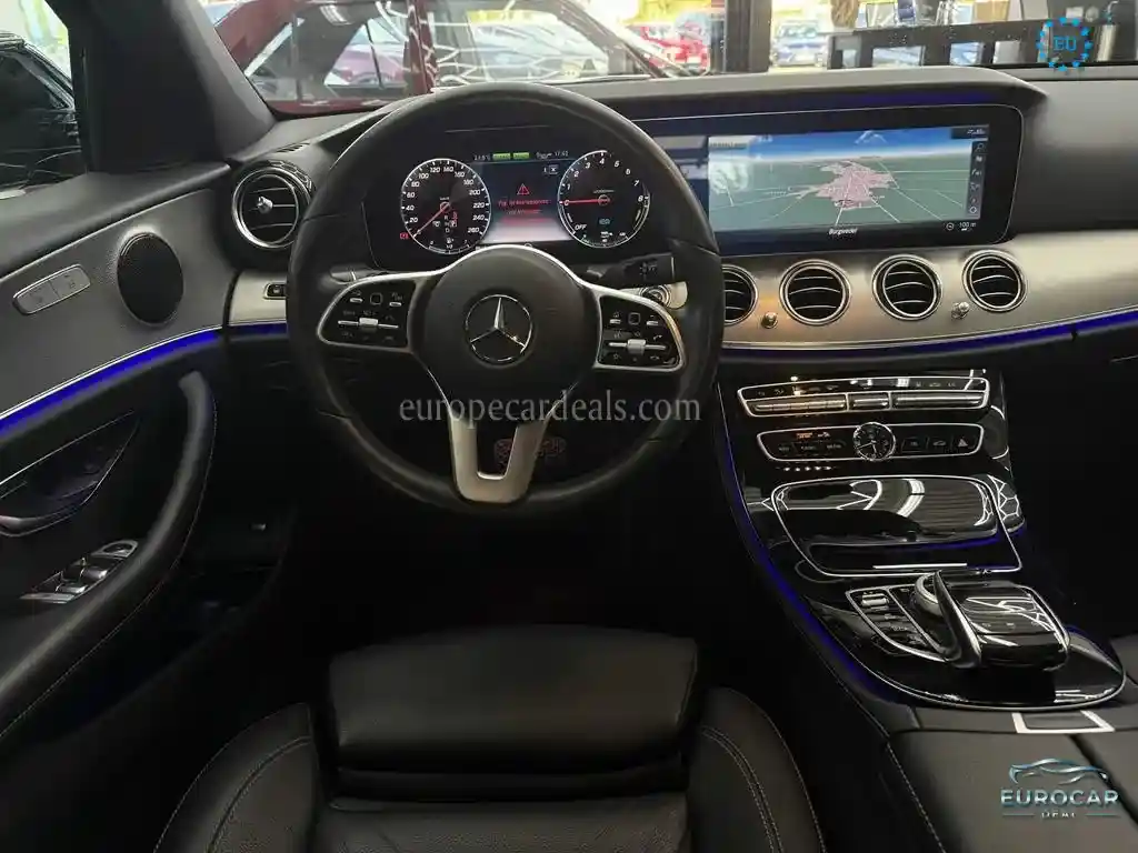 Mercedes-Benz E 300