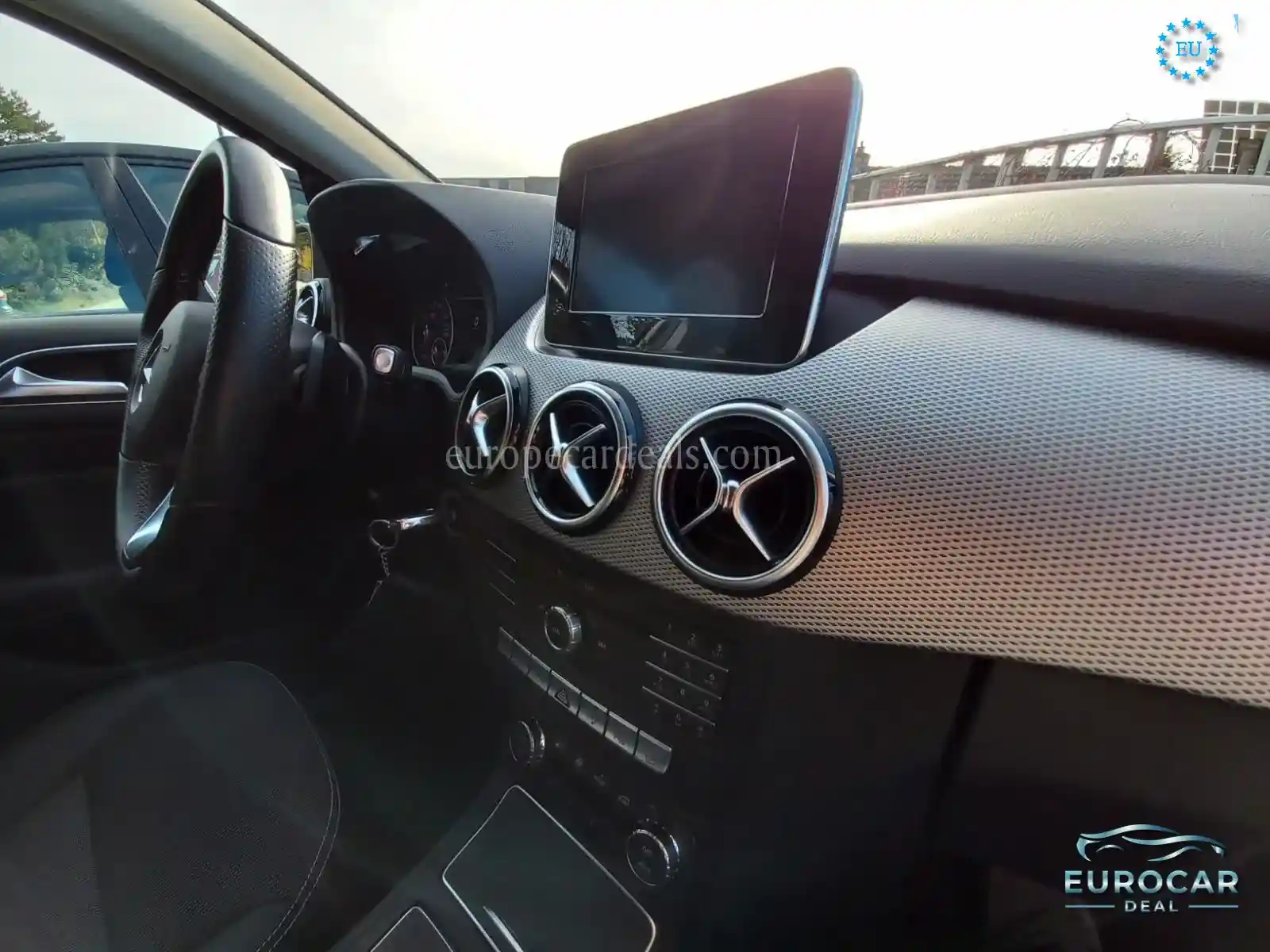 Mercedes-Benz B 200
