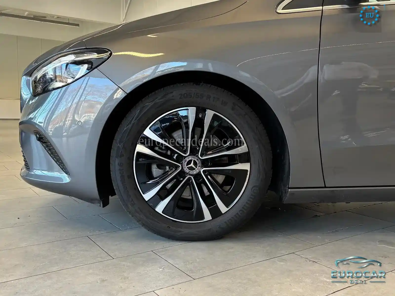 Mercedes-Benz B 200