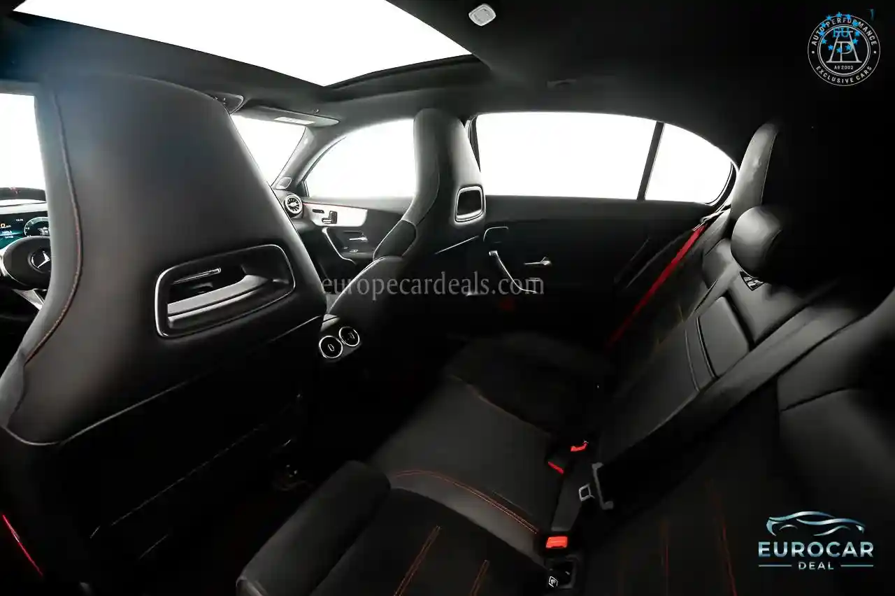 Mercedes-Benz A 35 AMG