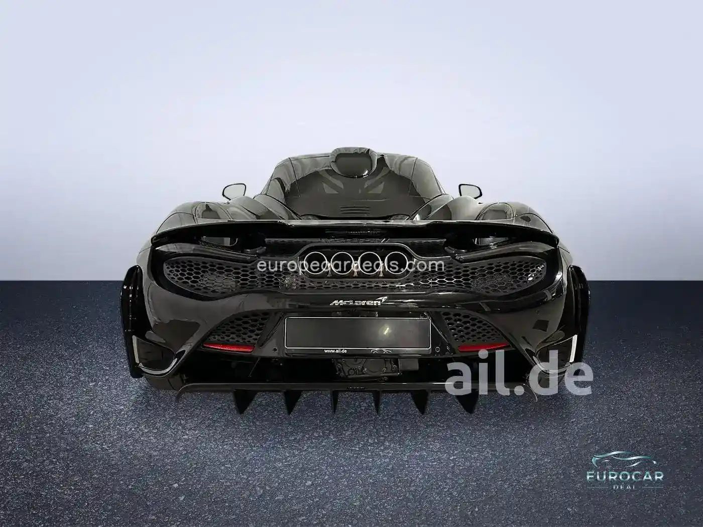 McLaren 765LT