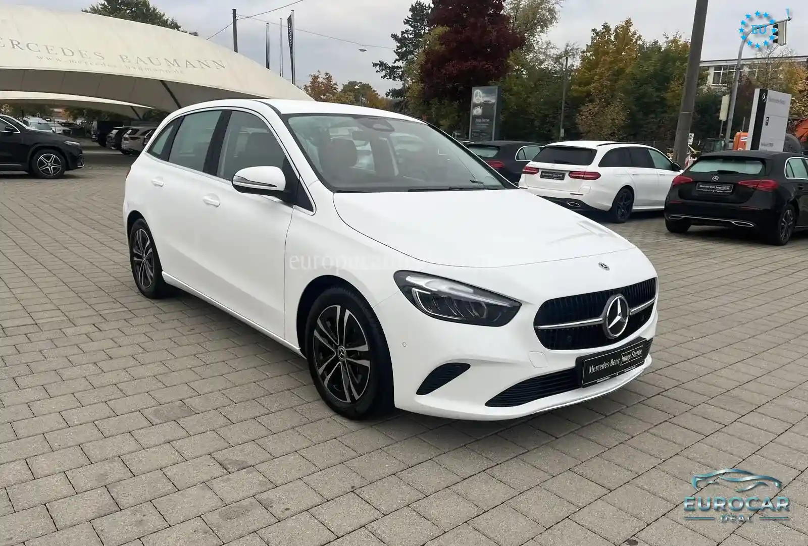 Mercedes-Benz B 180