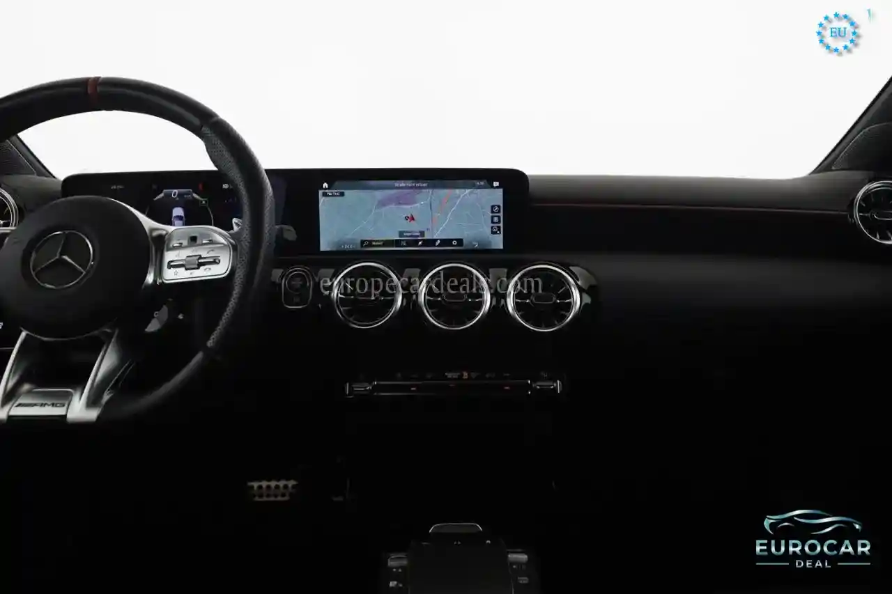 Mercedes-Benz A 35 AMG