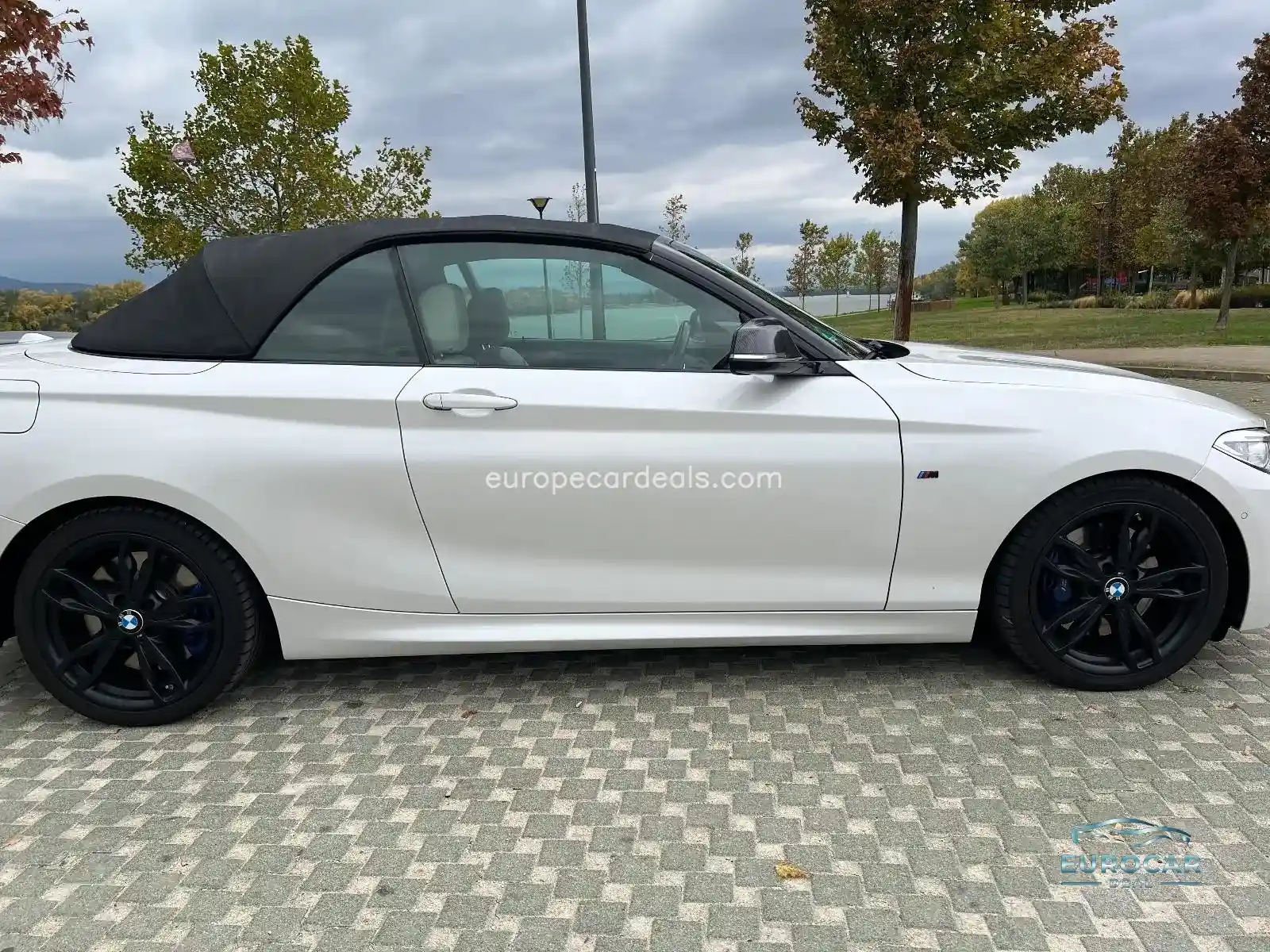 BMW M240i