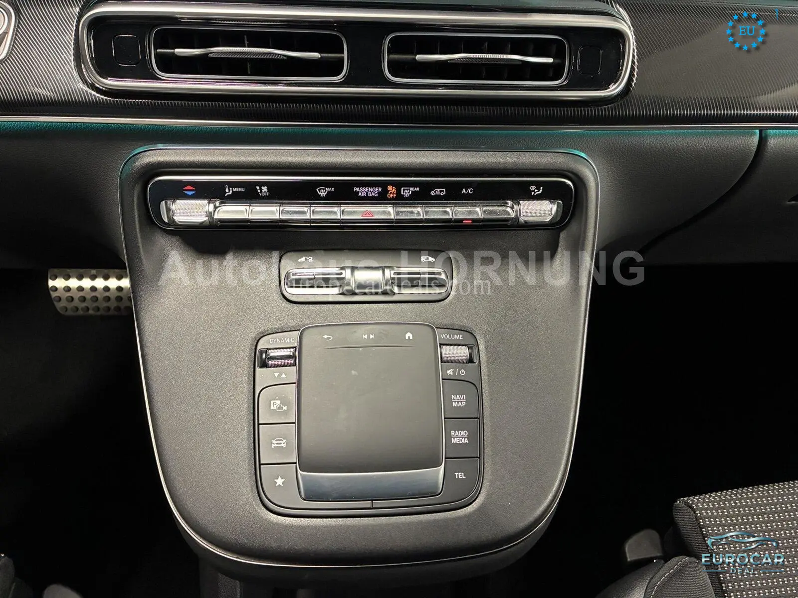Mercedes-Benz V 220