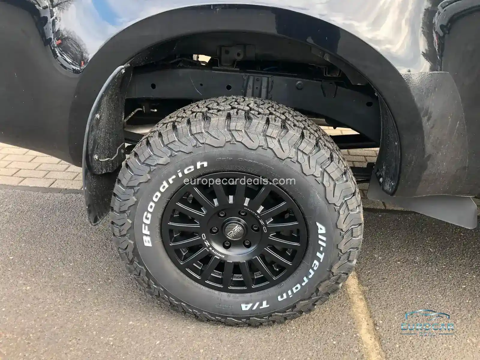 BIG-MAX L1 Double Cab 1,8m Ladeflä. Wohnkabinen
