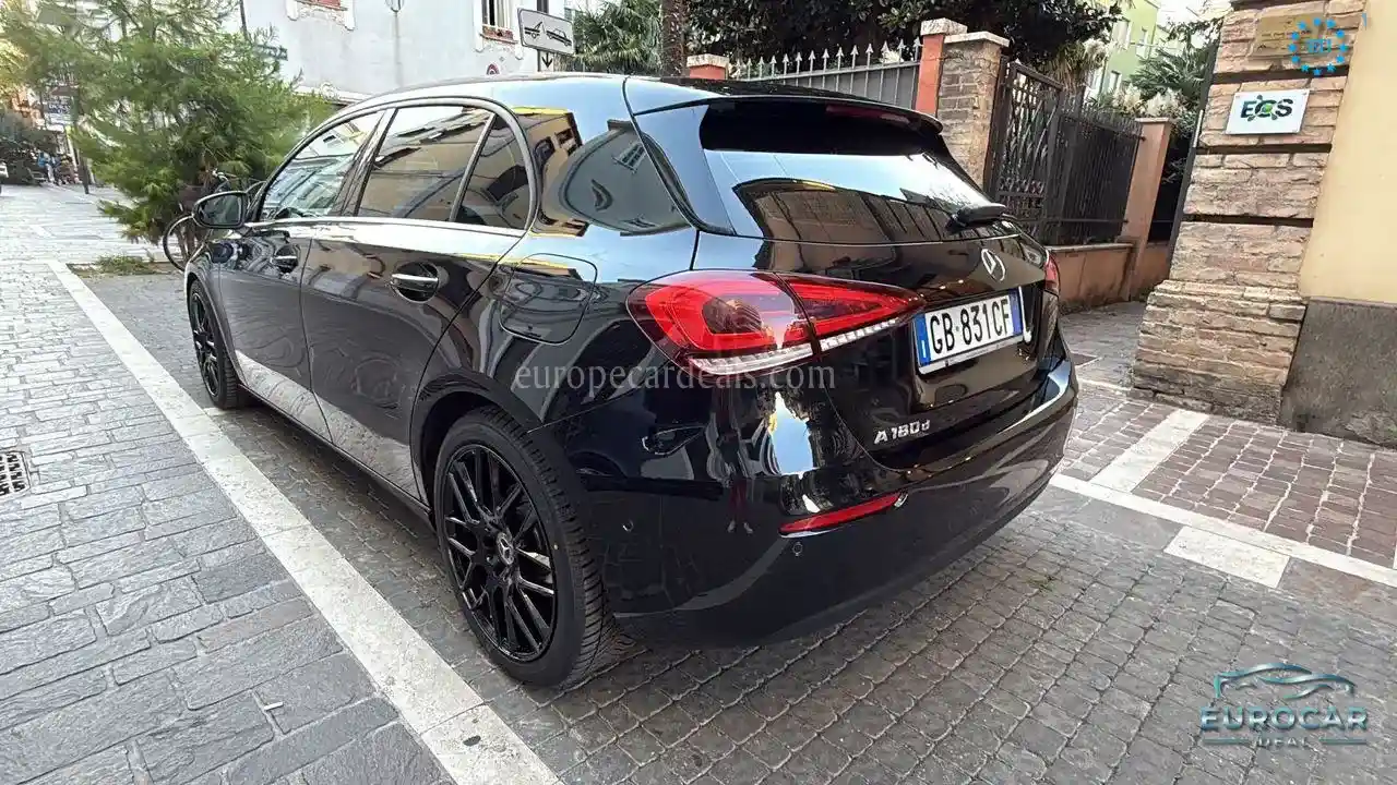 Mercedes-Benz A 180