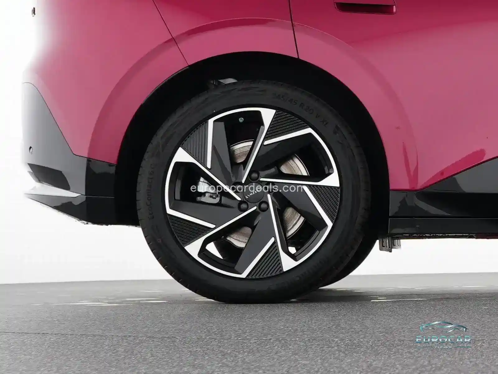 Lynk&Co 02