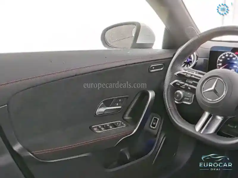 Mercedes-Benz CLA 200 Shooting Brake