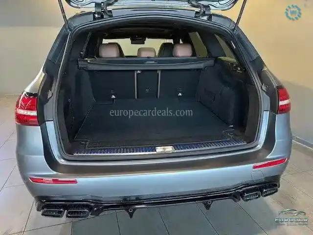 Mercedes-Benz E 63 AMG