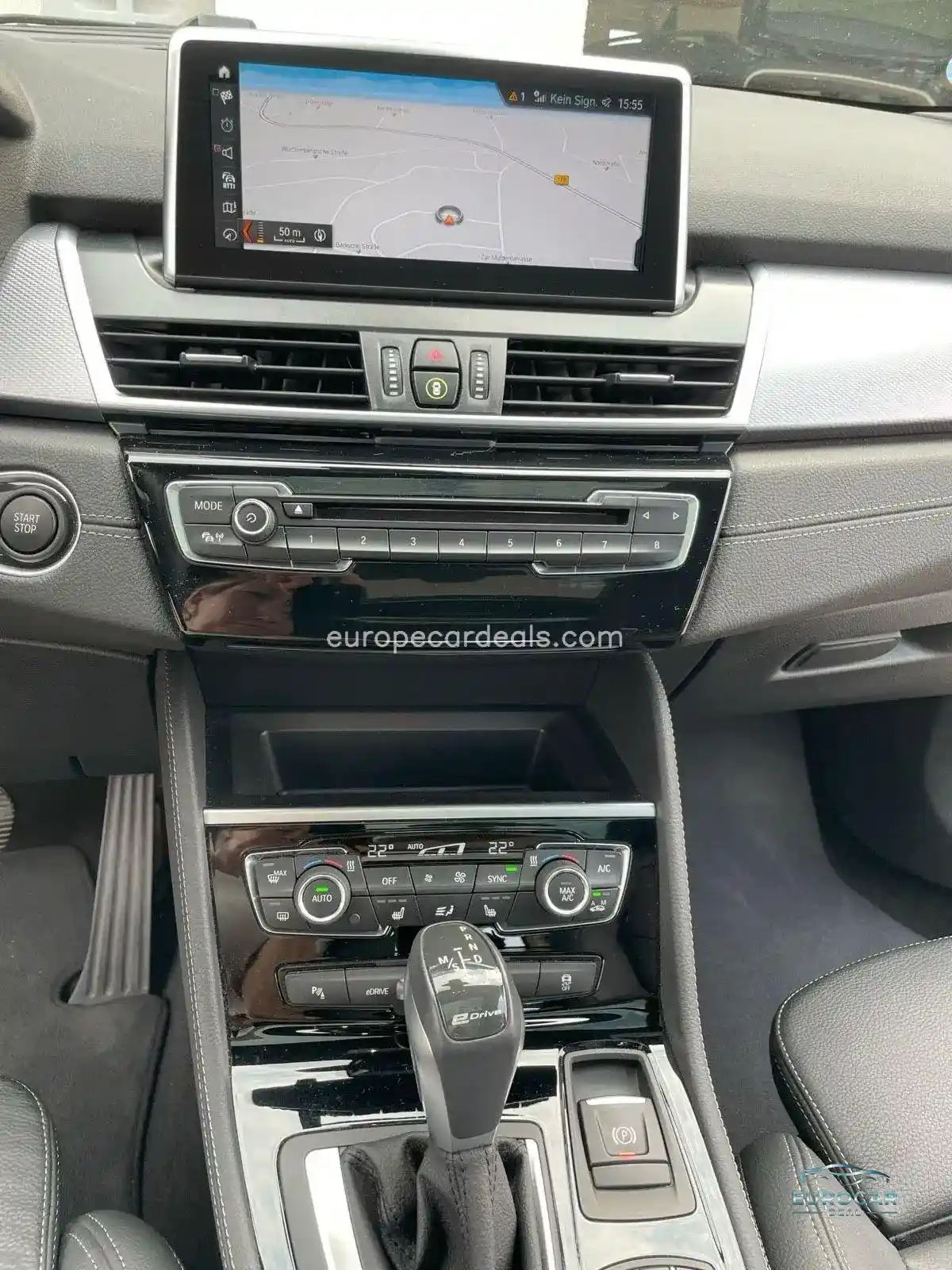 BMW 225
