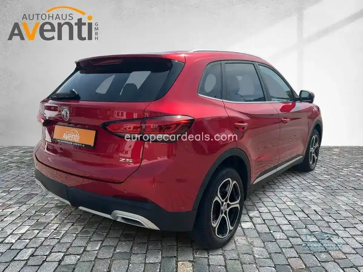 MG ZS