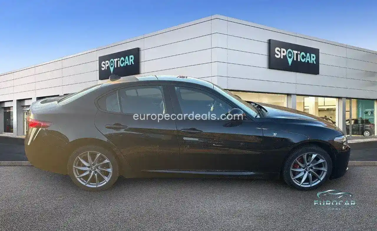 Alfa Romeo Giulia