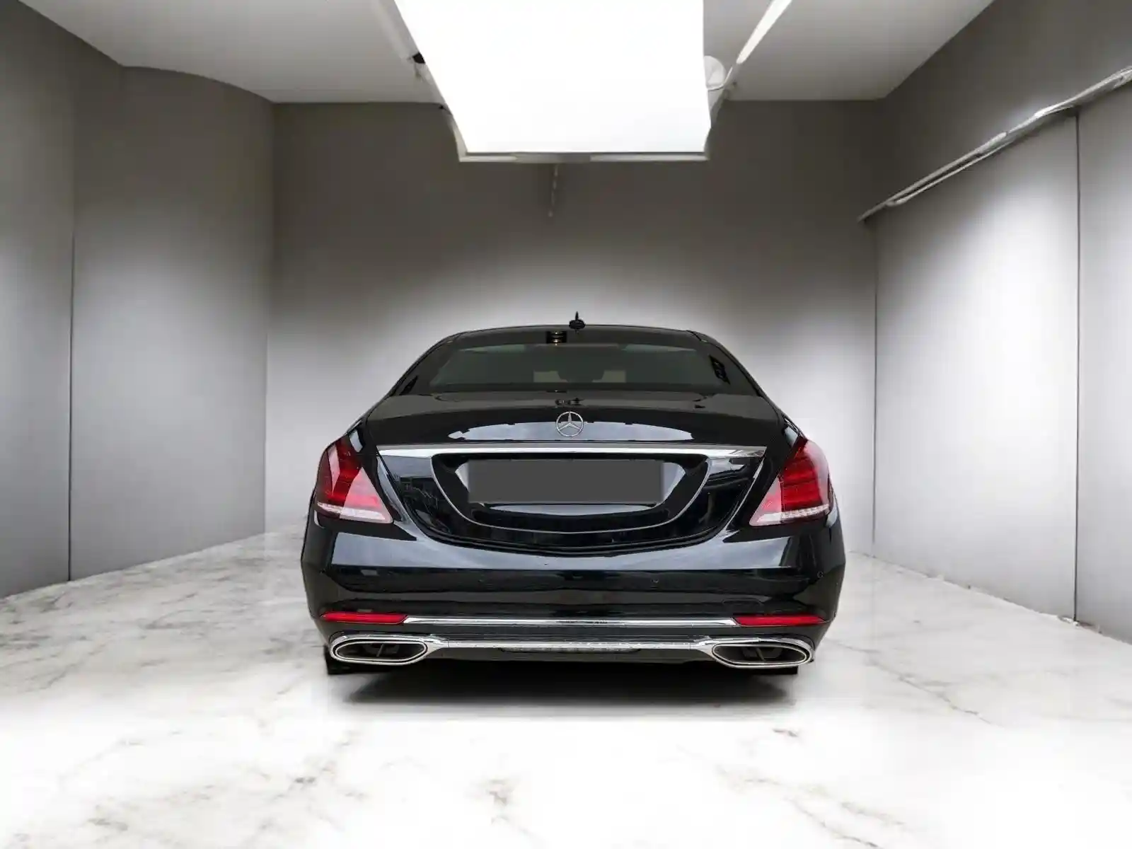 Mercedes-Benz S 600