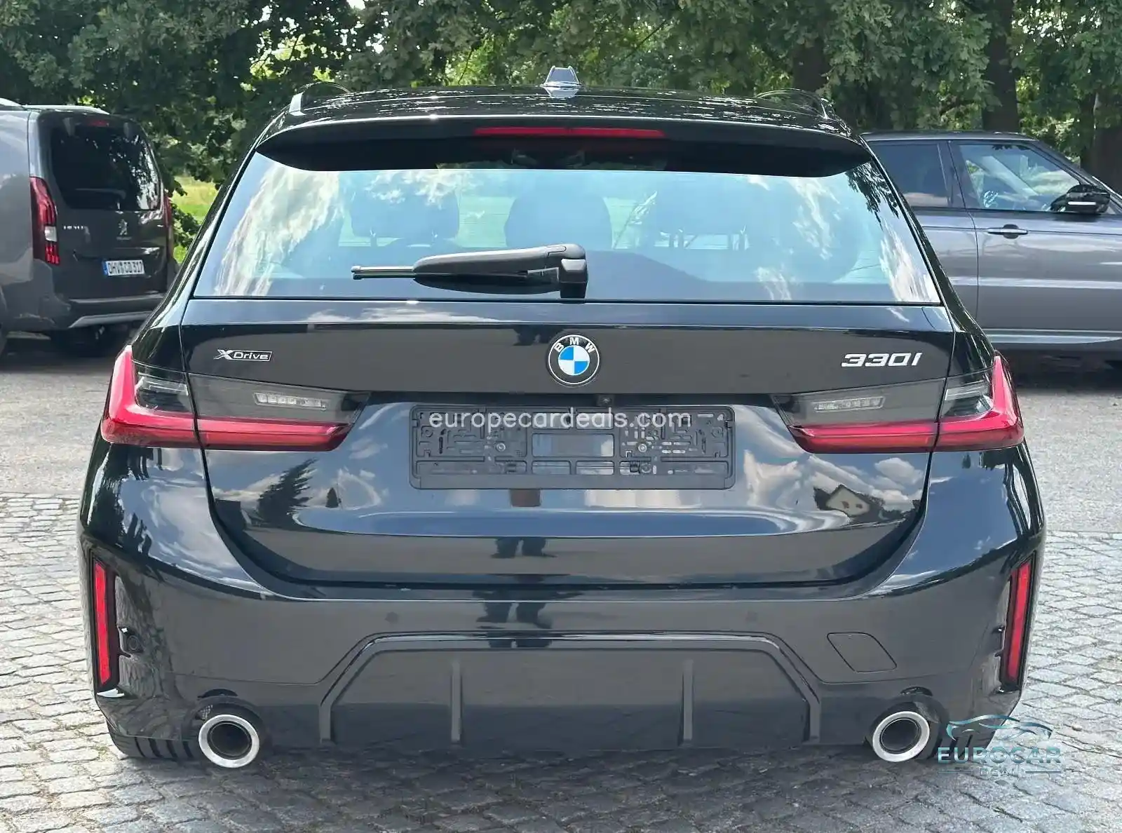 BMW 330