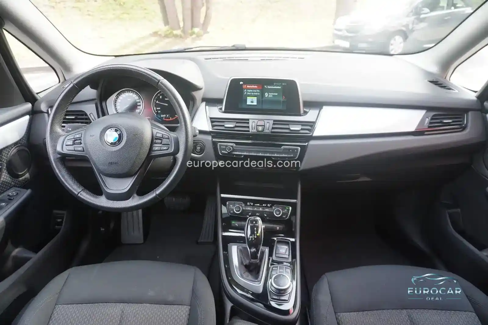 BMW 218